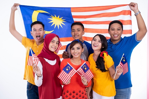 マレーシアでは何語が話されているの？